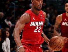 包含热火官方公布新规，雄鹿引发争议，西蒙斯球迷热议！的词条