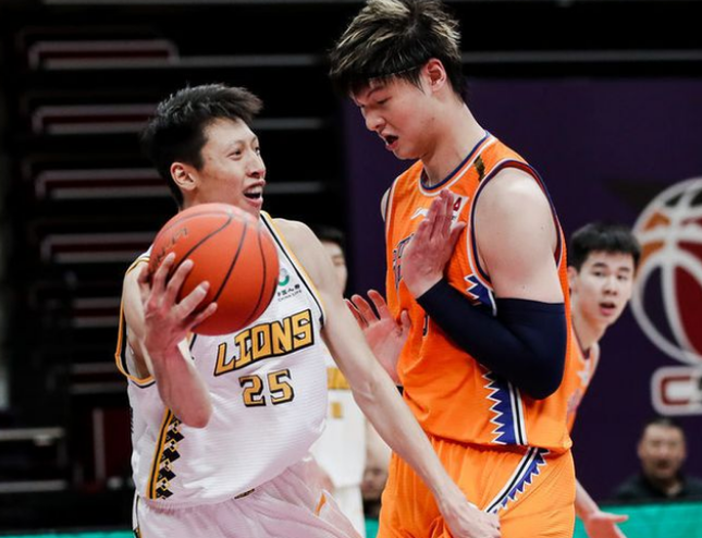 纳达尔手感滚烫，带领丹佛掘金险胜广厦男篮，赛后一句话霸气侧漏的简单介绍